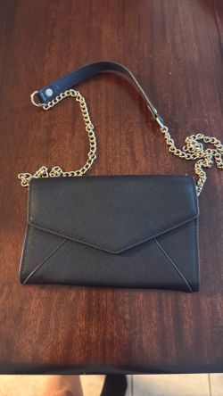 Small black purse