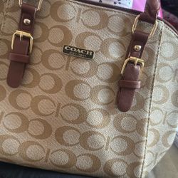 Coach purse 
