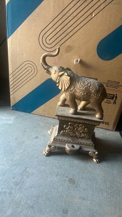 Elephant statue