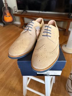 Wing tips size 10.5