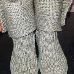 Ugg Gray Knit Boots Size 2 