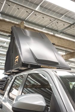 Roofnest Falcon 3 EVO Air Clamshell Rooftop Tent (RTT)