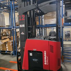 Raymond Reach Forklift 