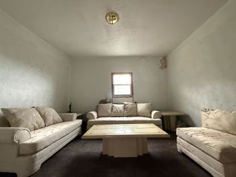 Livingroom set including tables