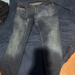 Levi’s 559s Dark Wash