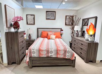 Millie Upholstered 5 PC. Queen Size Bedroom Set. Brand New. MATTRESS SET IS NOT INCLUDED.