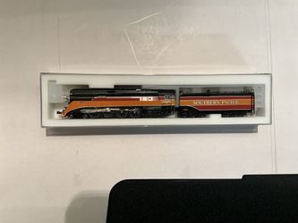 N scale Southern Pacific Daylight train