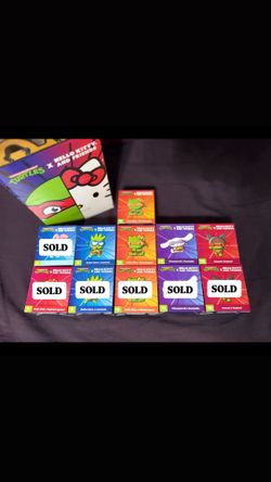 Please Read Description: Teenage Mutant Ninja Turtles x Hello Kitty And Friends Happy Meal Toys