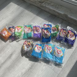 Huge Lot Of McDonald’s Beenie Babies In Bags 1998 And 2000 With Extras 33 Total.