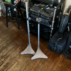 Speaker Stands For Sound Reinforcement 