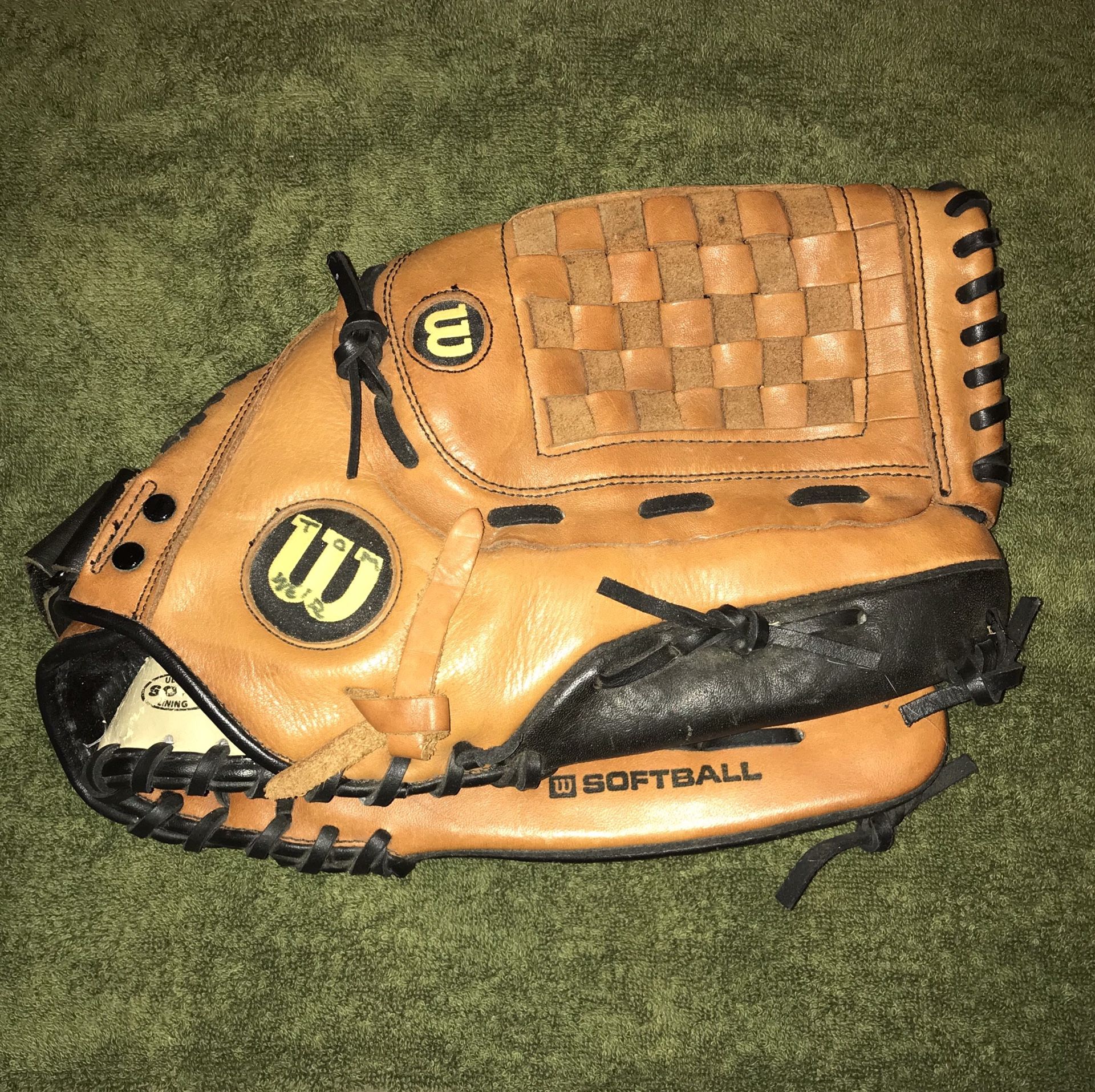 Wilson Softball Glove - size XL 14
