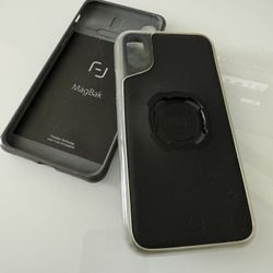 iPhone X Mag Bak and Quad Lock Cases