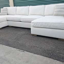 FREE DELIVERY!!! Macy's "Doverly" 3pc Sectional (WHITE)