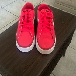 Nike Court Legacy