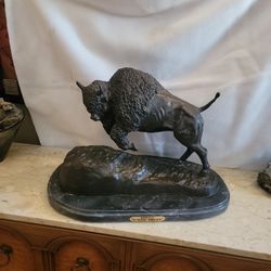 Buffalo By Fredric REMINGTON