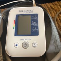 Blood pressure machine