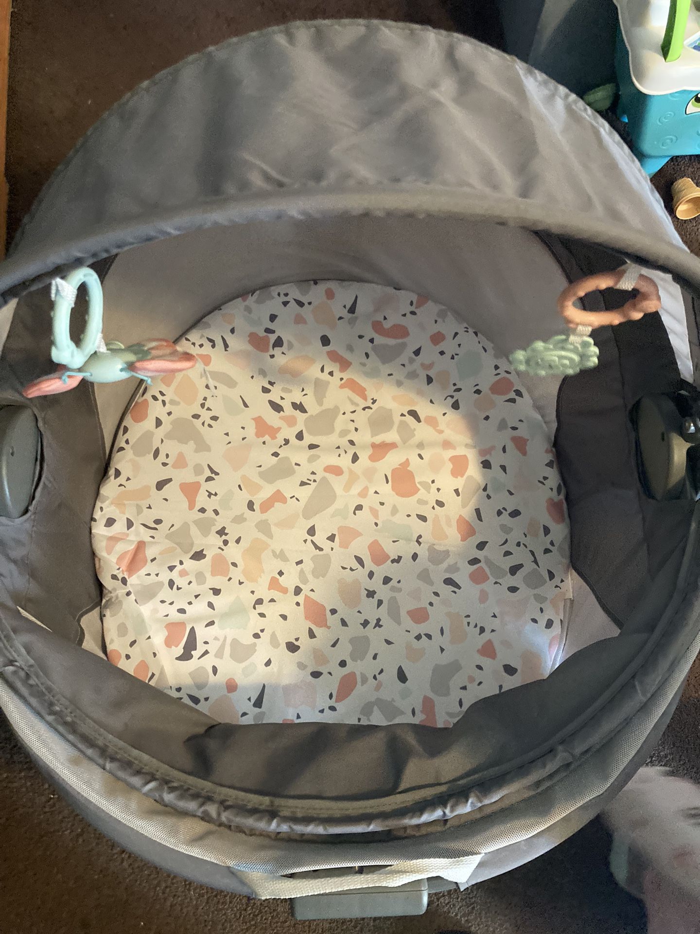 Fisher Price On The Go Baby Dome