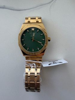 Invicta Speedway Dominus 69965 Green Dial Gold Tone Watch - Brand New