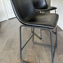 MOVING SALE Beds, TVs, Home Decor, Washer And Dryer 