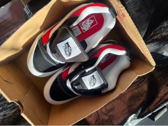 VANS KNU SKOOL