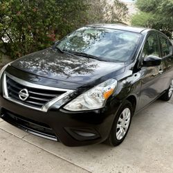 Nissan Versa SV