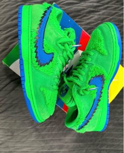 NIKE SB GRATEFUL DEAD SIZE 10