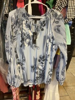 White House Black Market (WHBM) Women Blouse Medium 