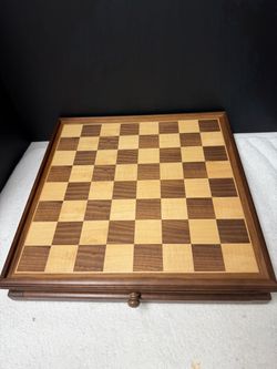 New Civil War Chess Set - hand painted pieces & walnut storage board