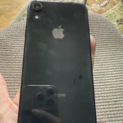 Iphone Xr scratch glass, Unlocked 