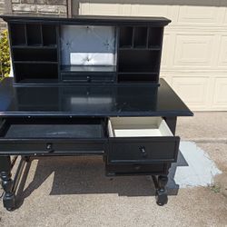 Nice Desk Office Furniture Real Wood / Bonito Escrito Mueble De Oficina Madera Dura