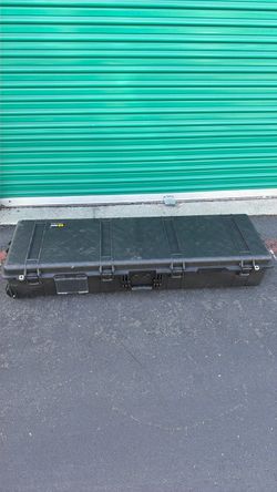 Pelican 1770 Large Hard Case with Wheels