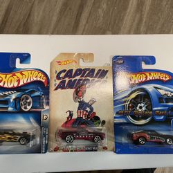 Hot Wheels. ‘70 Ford Mustang Mach 1 Lot Of 3