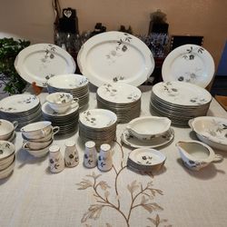 Noritake China Set