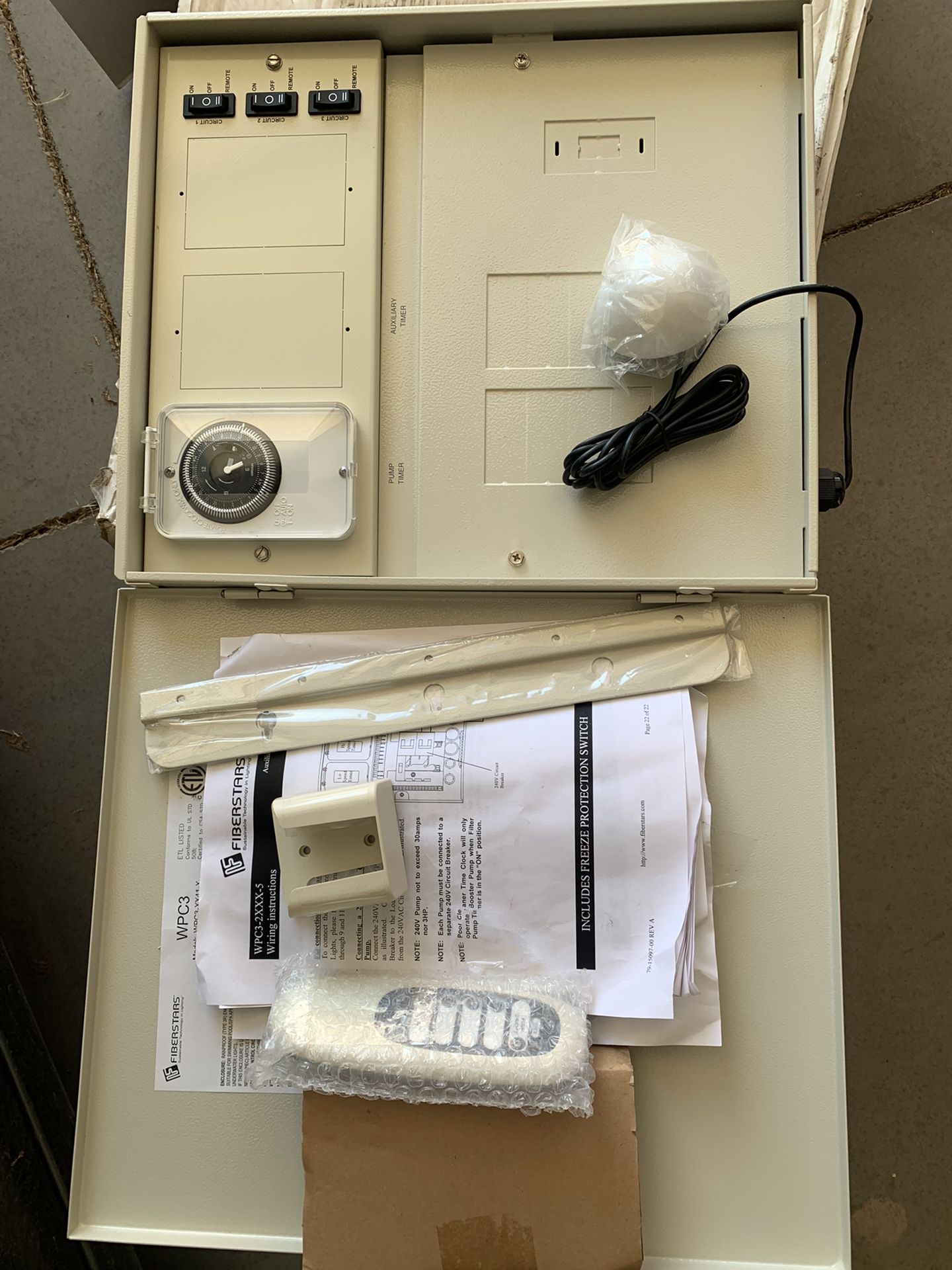 Fiberstars wpc -3 Wireless Pool Controller