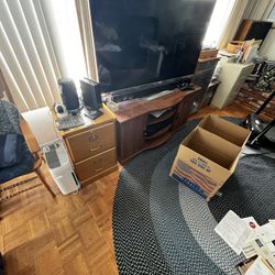 LG Cinema 3D Home Theater Setup - TV, Soundbar, 2 Remotes, Xumo 4K Smart Stream Box & 12 Pairs of 3D Glasses!