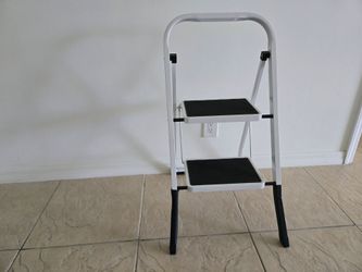 White folding step stool