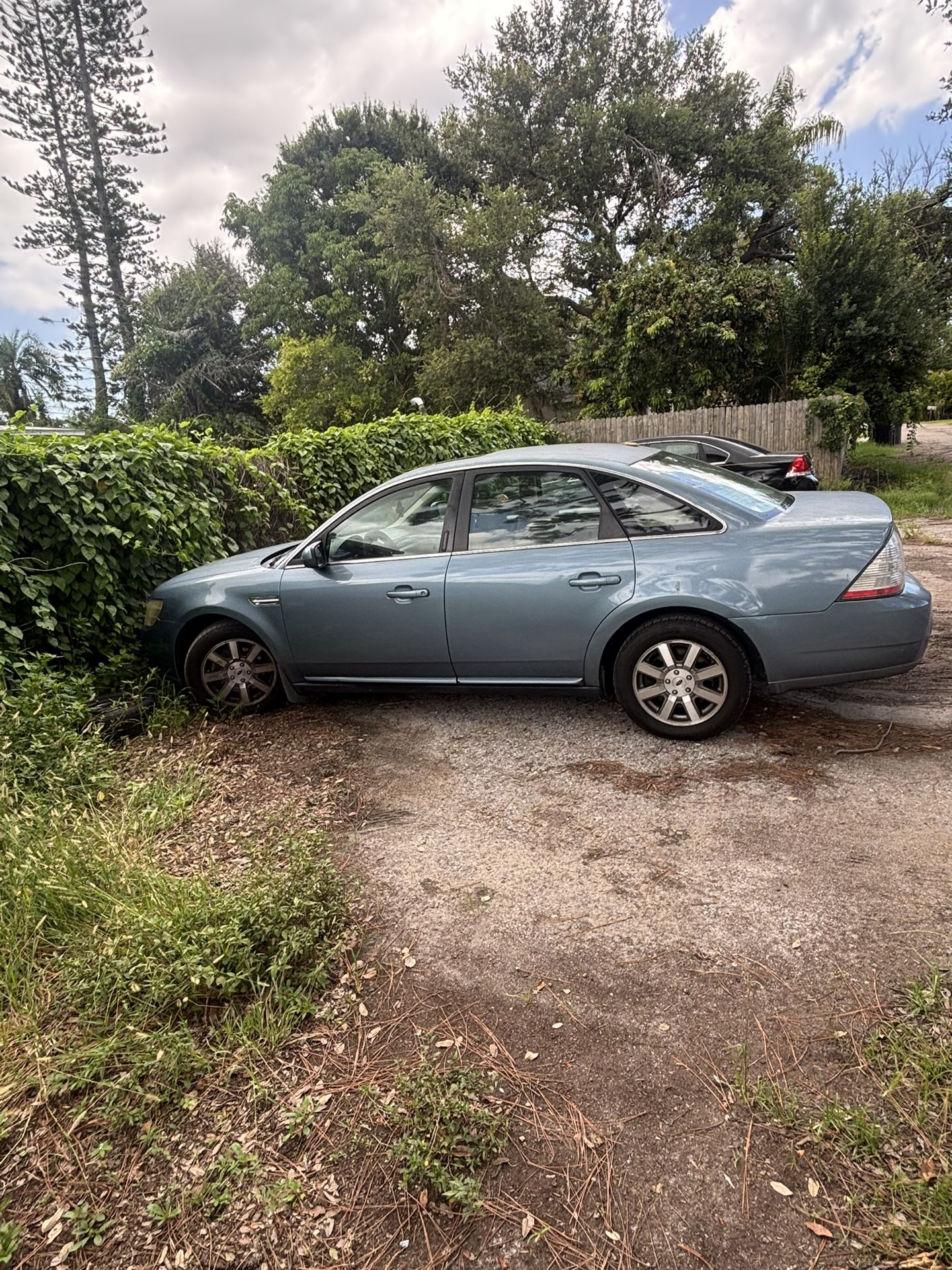 2008 Ford Taurus