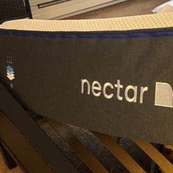 Nectar Queen Size  - like new 