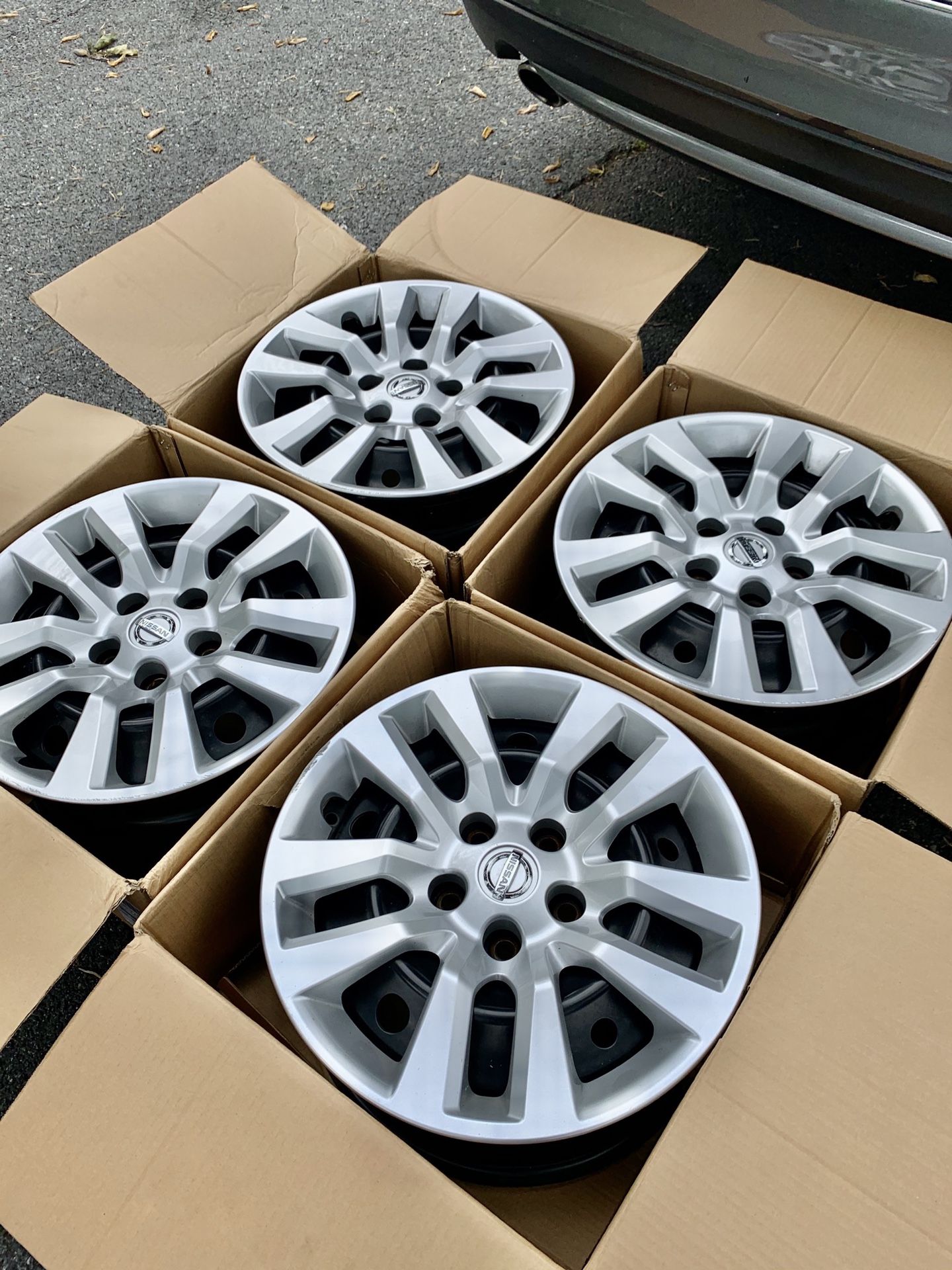 Genuine Factory Nissan rims