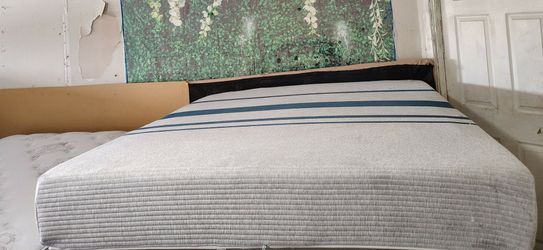 Queen Size Mattress (Colchón Queen Size)