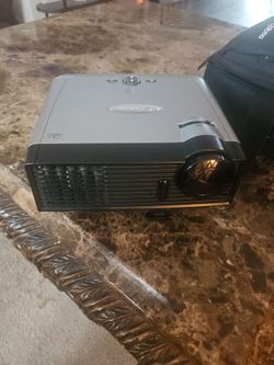 Optoma EP719 DLP Portable Projector 2000