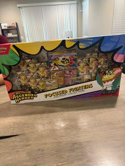 Pokémon Focused Fighters Premium Collection Box
