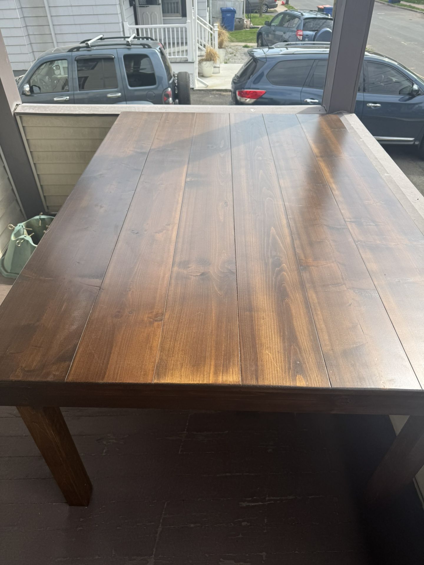 Table big