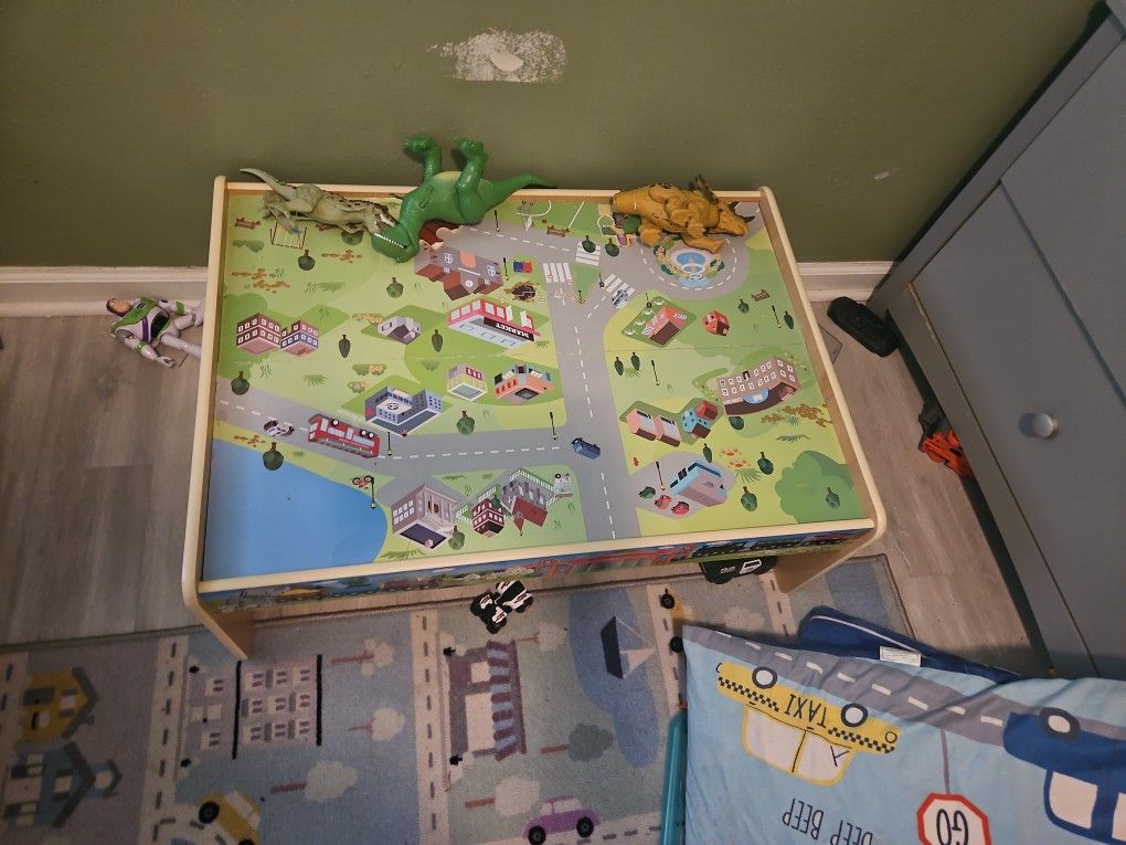 Car Play Table
