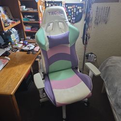Techni Sport "Kawaii" Gaming Chair