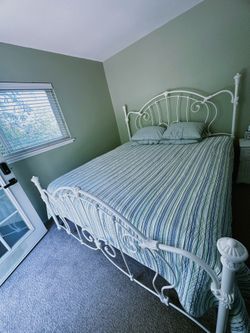 King Size Heavy Duty Bed Frame, Headboard And Footboard