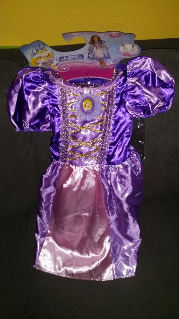 Rapunzel costume