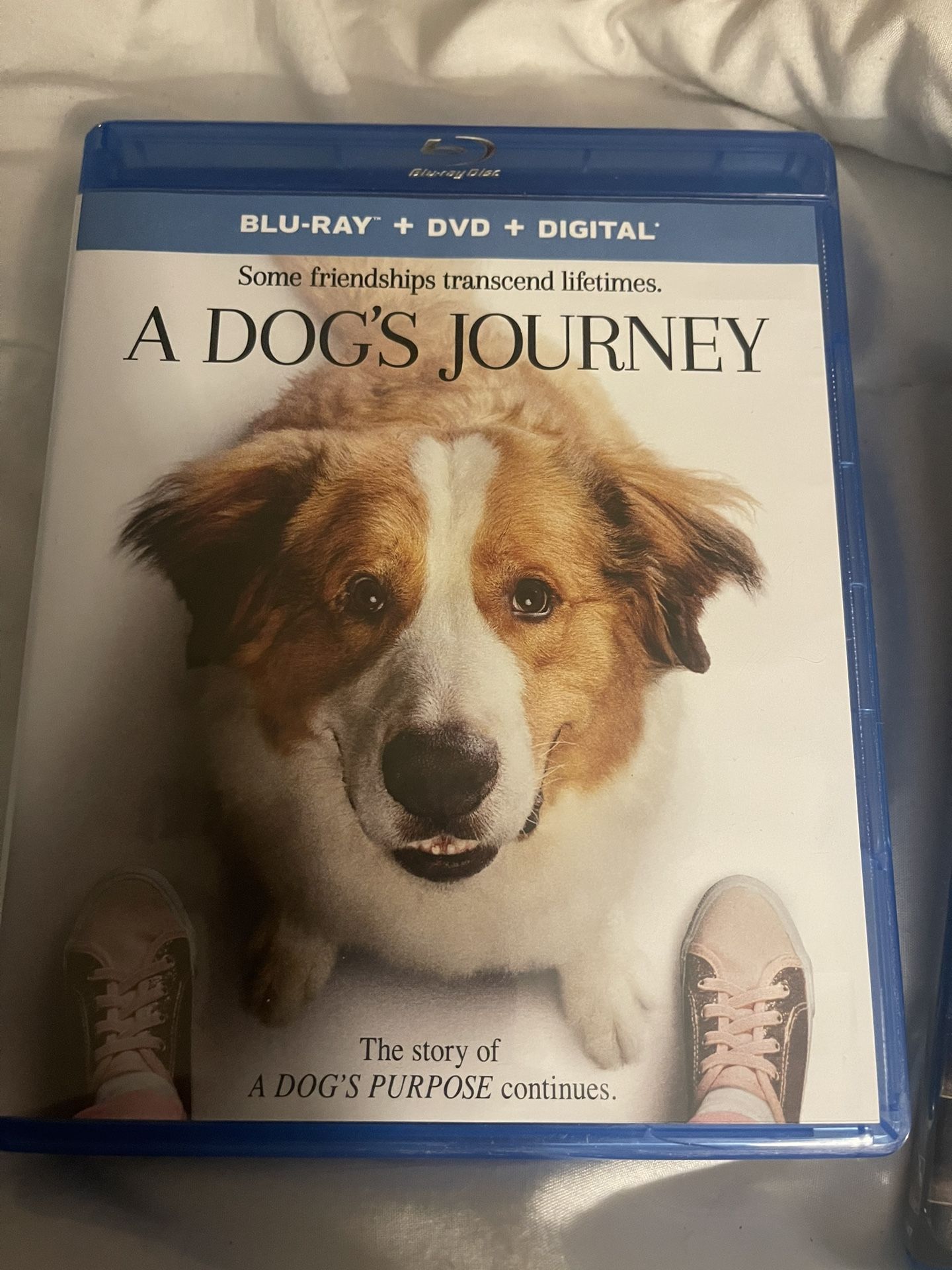 A Dogs Journey Blu-ray/DVD $10 - Digital Removed. Never Used