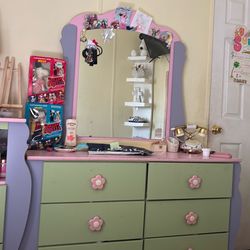 Ashley Furniture "Doll House" youth collection