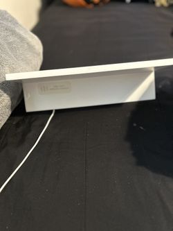 Floating Shelf With Charging Pad